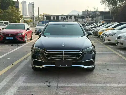 奔驰E300