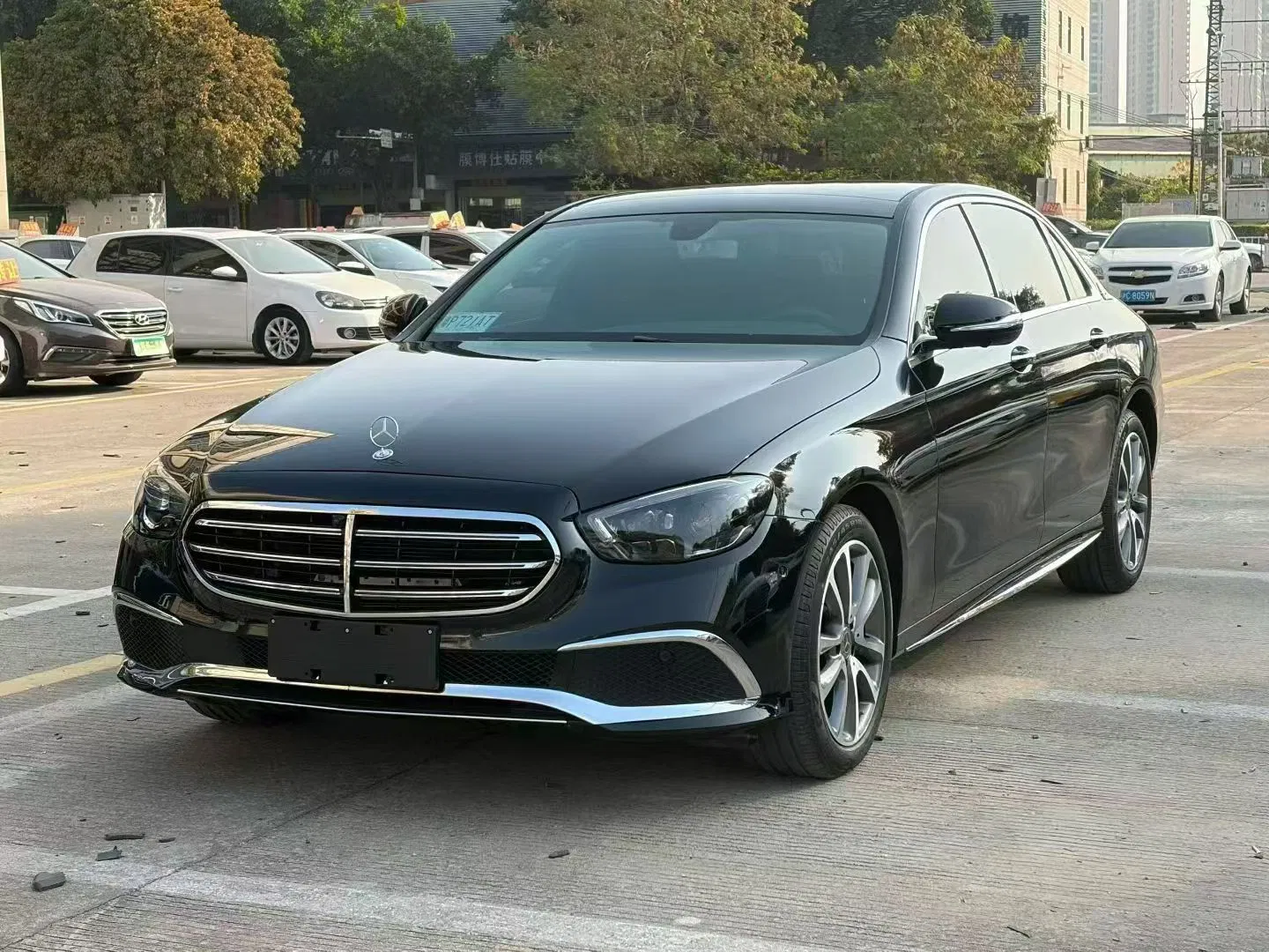 奔驰E300 实拍图 2
