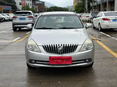 别克凯越